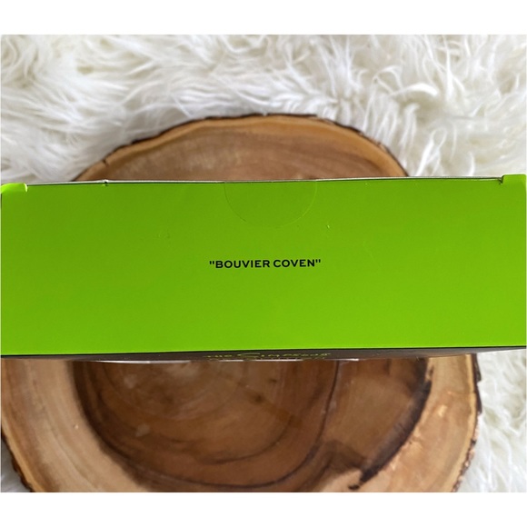 NWT Makeup Revolution Simpsons Bouvier Coven Makeup Brush Set - Picture 4 of 6